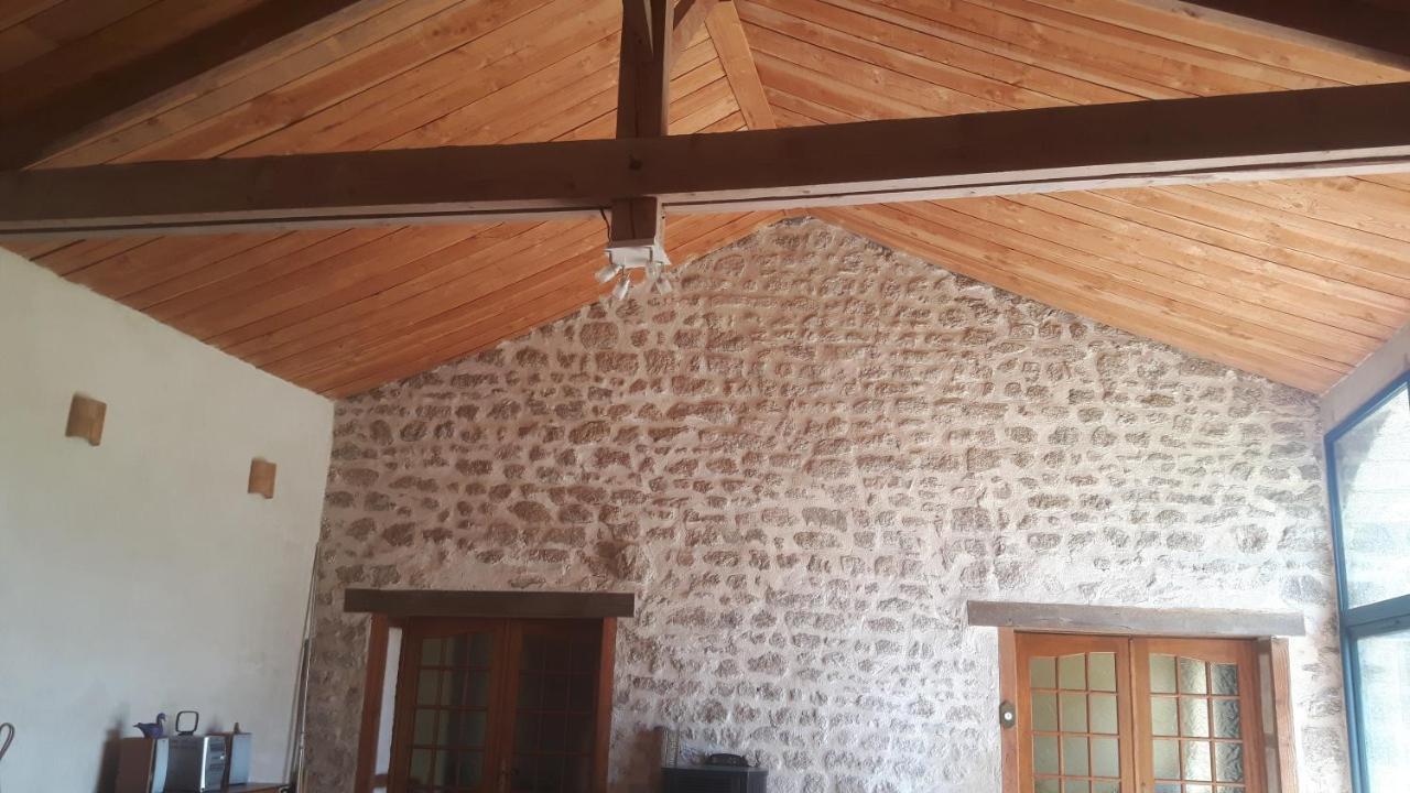 Maison En Pierre Vila Dettey Exterior foto